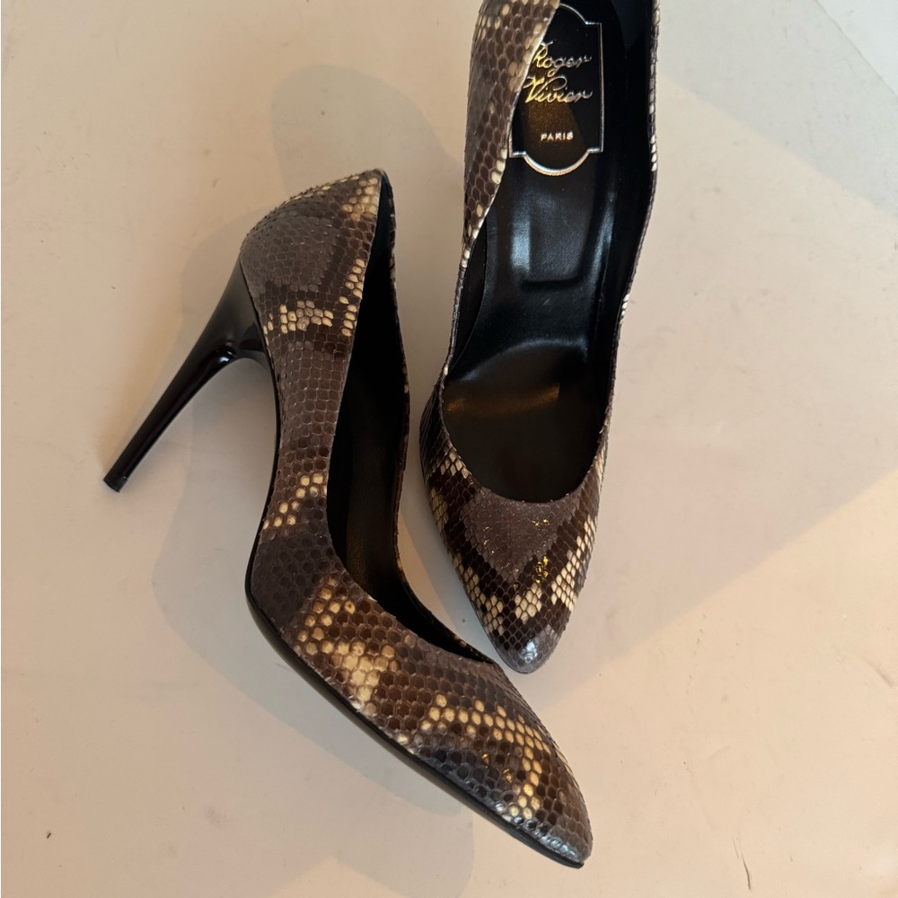 Roger Vivier Snakeskin Python Heels - Black and Brown
